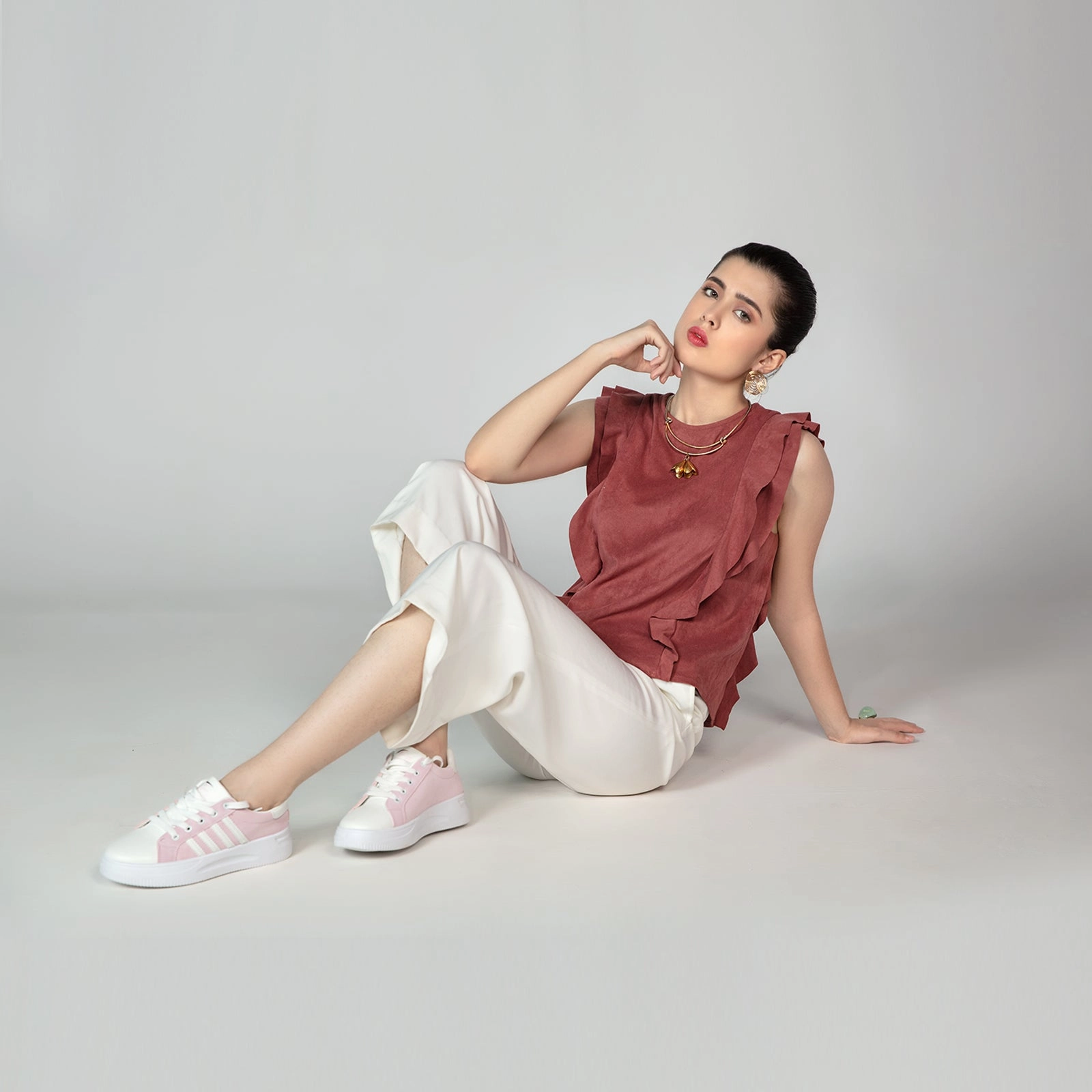 Women'S Stylish Sneakers Dynamic Layerwear Essential Edge