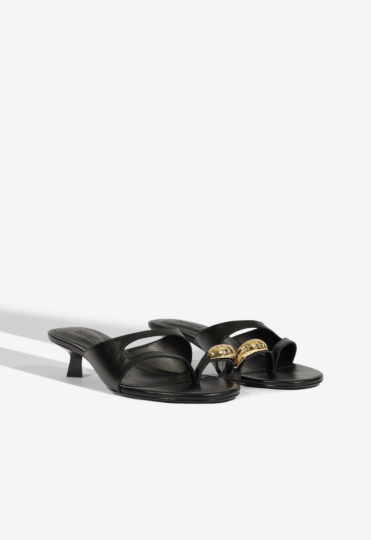 Fluid-Form Design Elliote Leather Sandal
