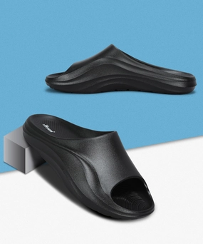 Paragon Men'S Waterproof Black Sliders With Comfortable Sole Progressive Outfit Street-Forward