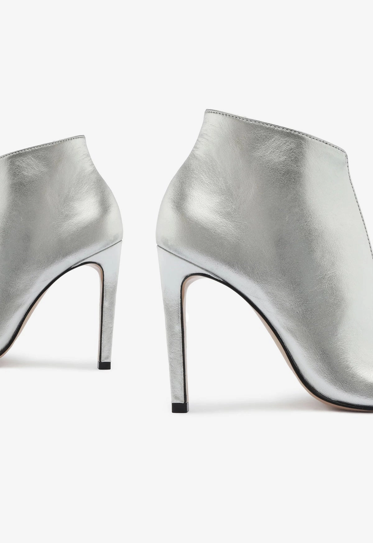 Alina Metallic Leather Sandal Quiet Impact Shift Into Ease