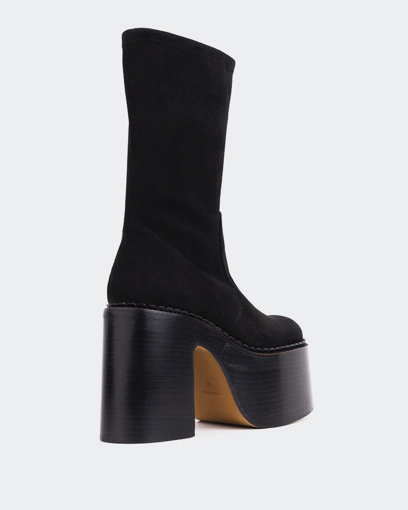 Adapt Daily Remington Black Suede Stretch