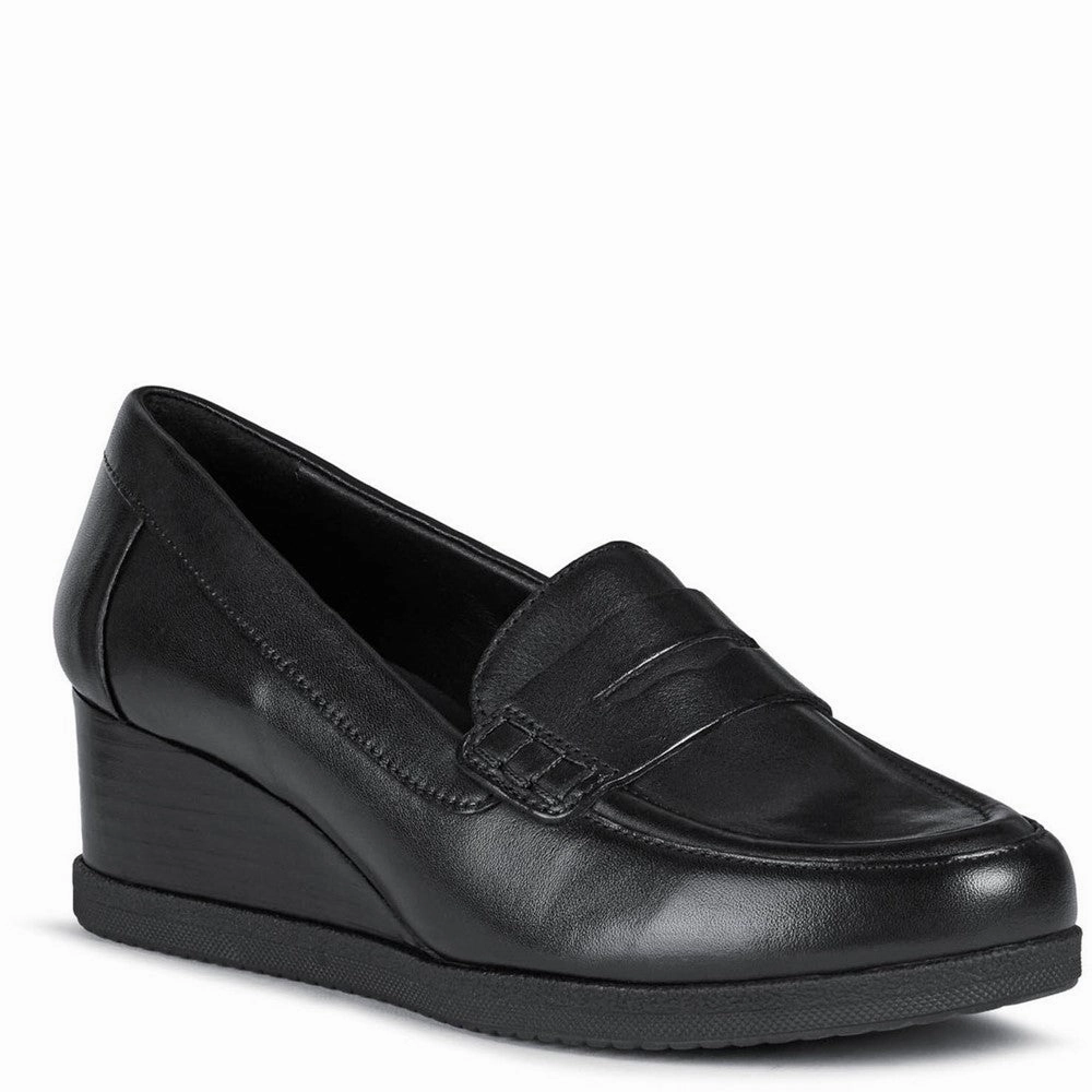 Smooth Layers Geox Anylla Wedge Moccasins