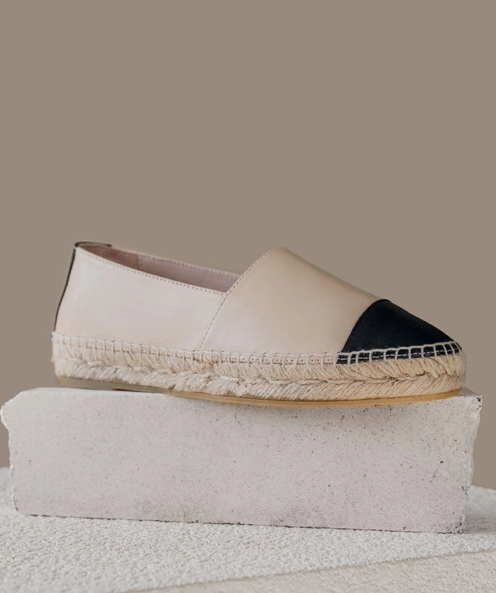 Motion Living Izia Beige And Black Espadrilles