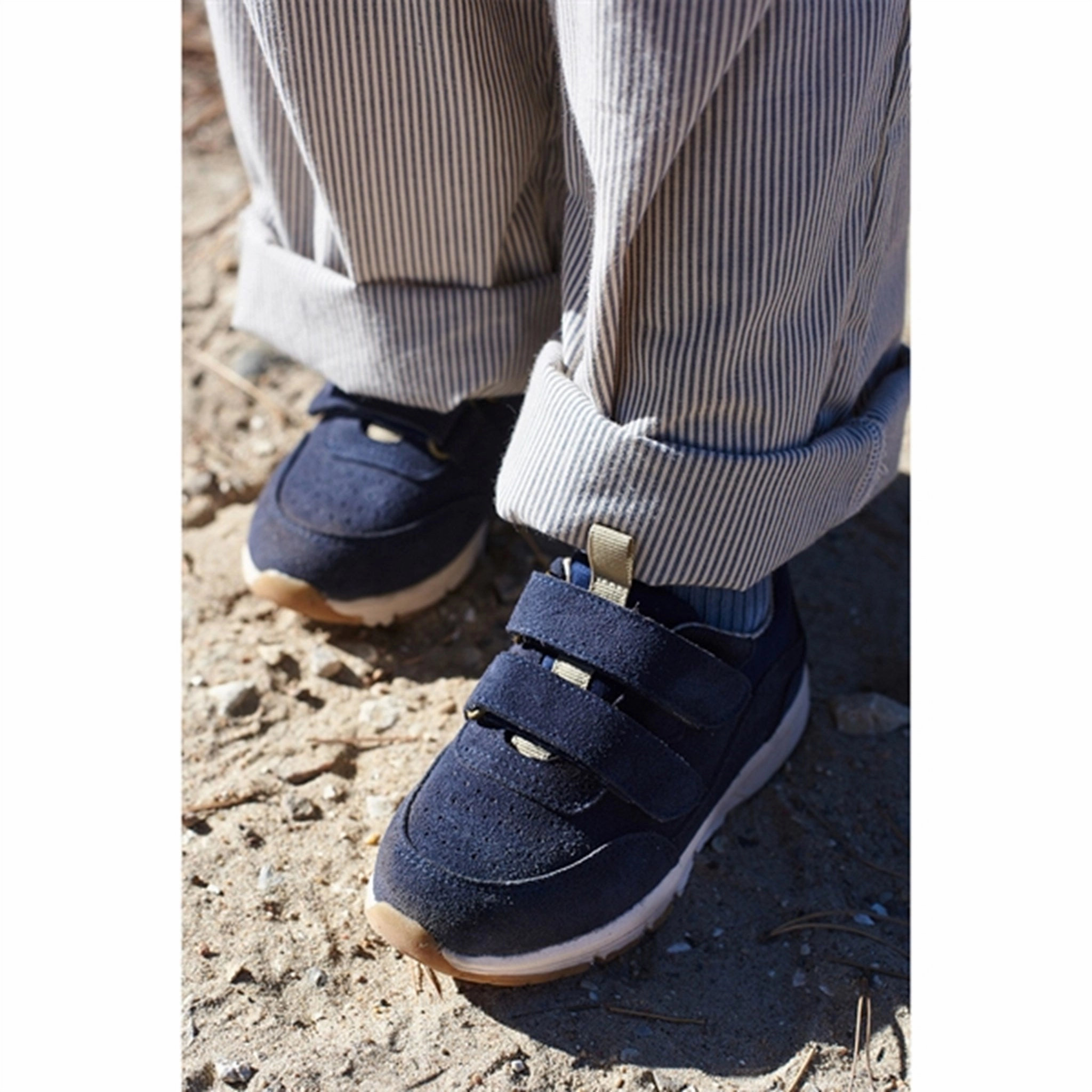 Wheat Tex Shoe Alin Navy Core-Driven Built For Today