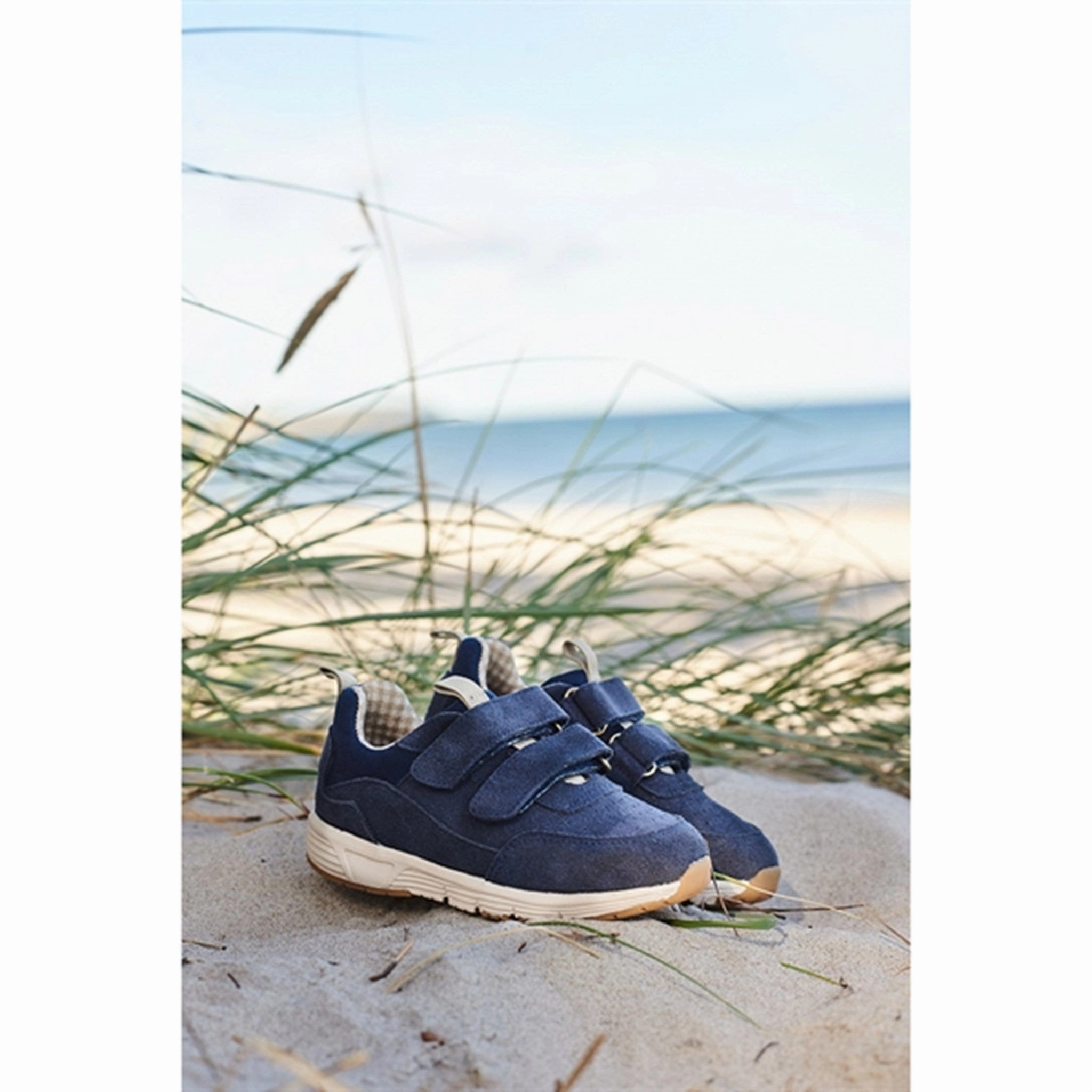 Crafted To Wear Wheat Tex Shoe Alin Navy