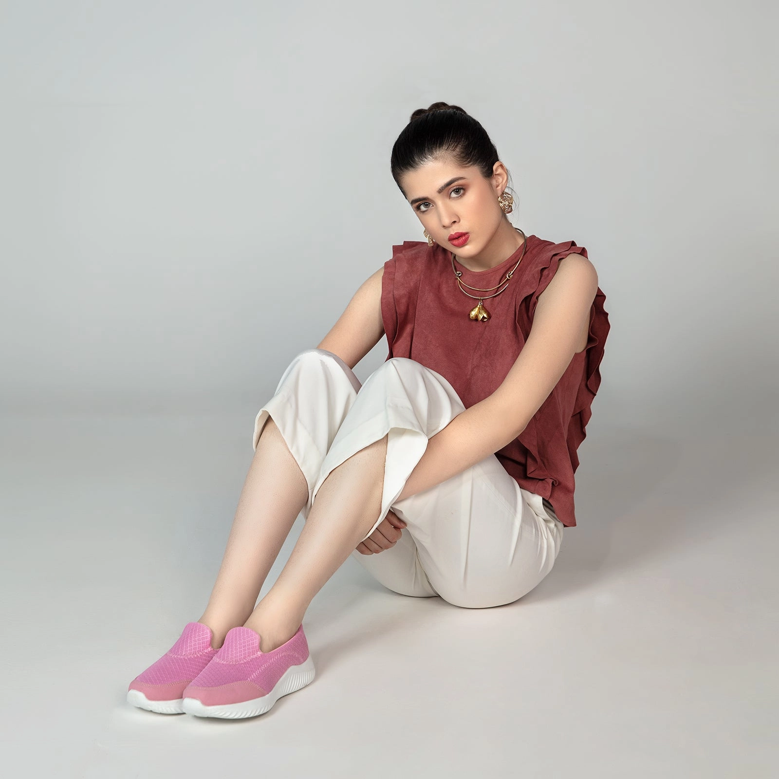 Women'S Mesh Runners Less Is Bold Form-Light Fit