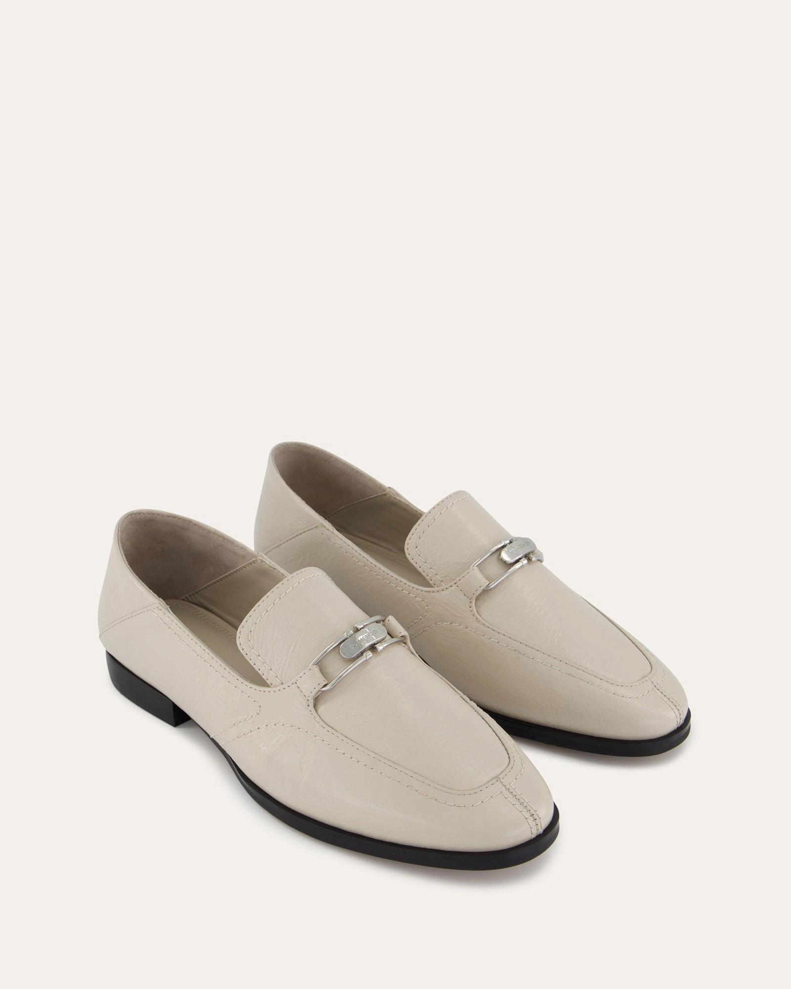 Riley Loafers Bone Crinkle Leather Everyday Comfort