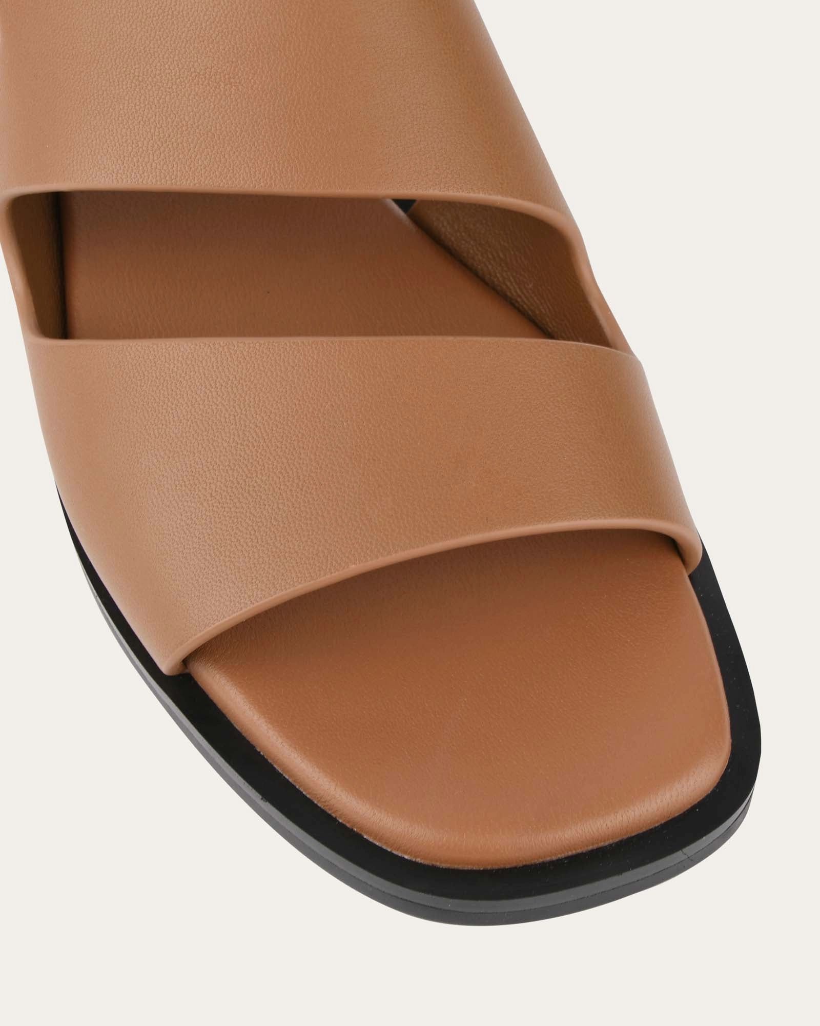 Sadie Flat Sandals Caramel Leather Active Core