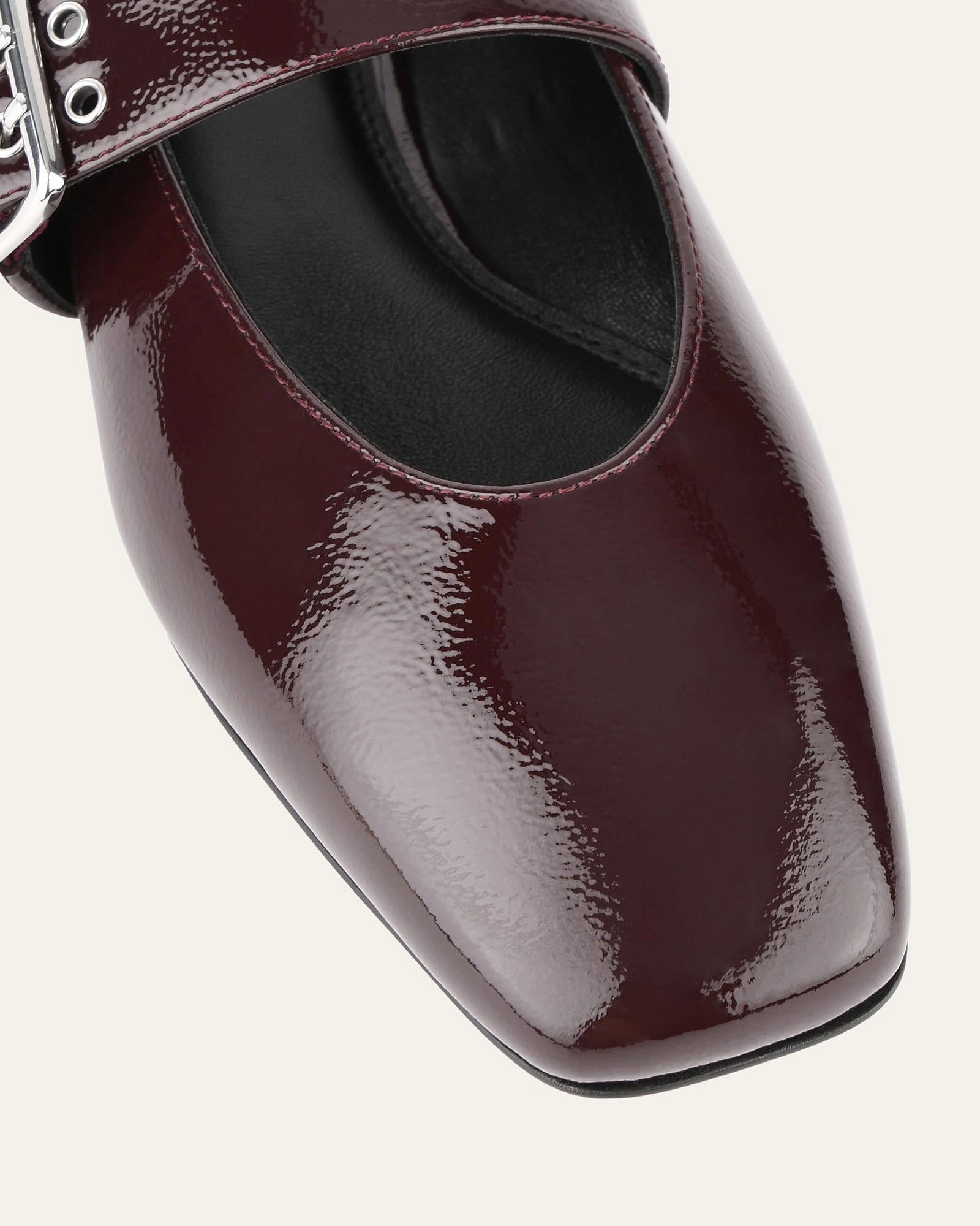 Free To Move Versatile Rhythm Sarah Casual Flats Merlot Crinkle Patent