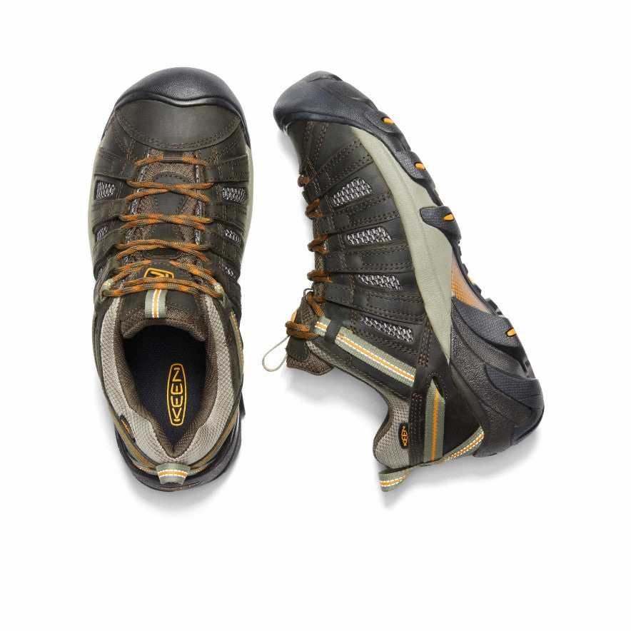 Refined To Move Bold In Simplicity Men'S Voyageur  |  Black Olive/Inca Gold