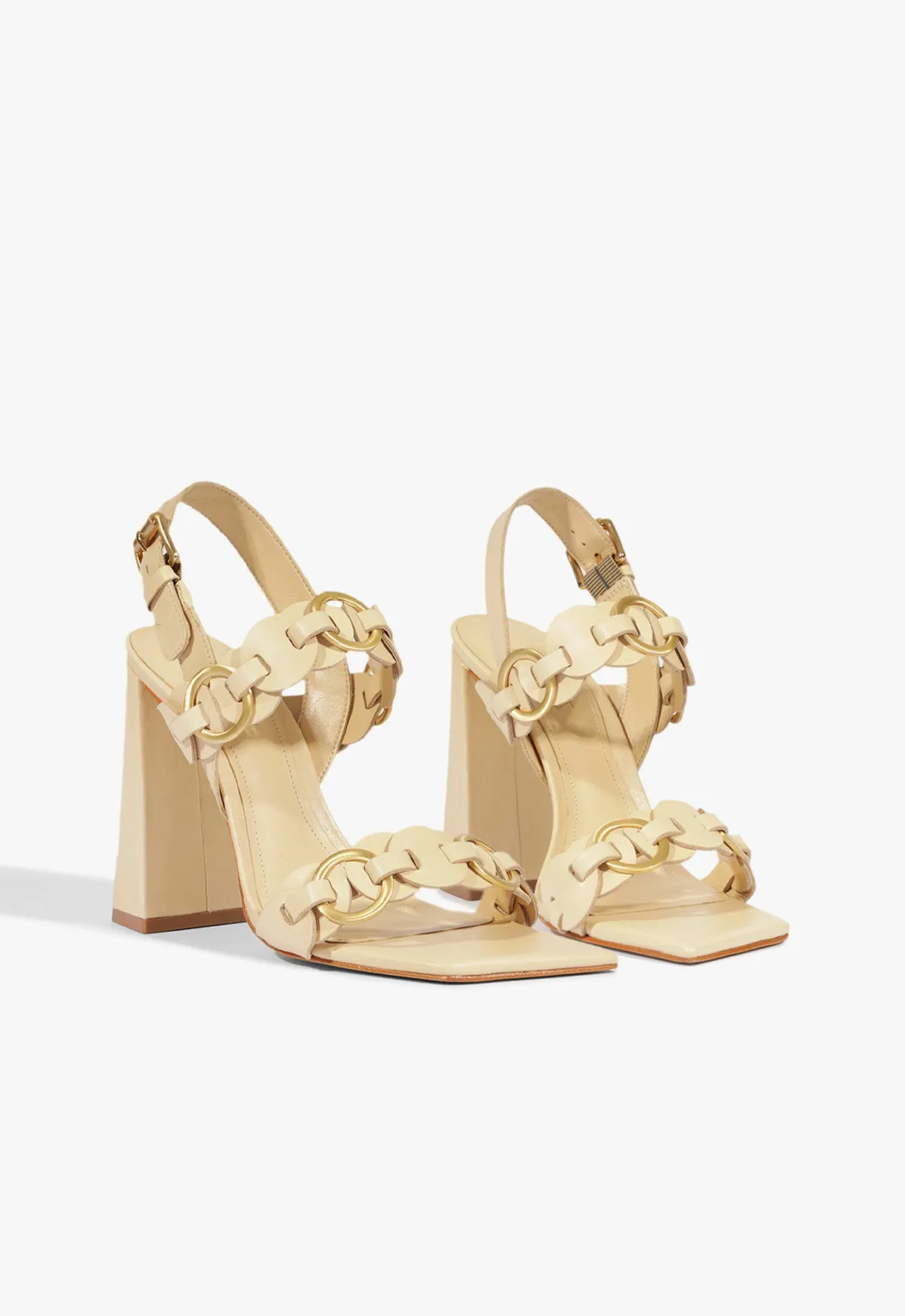 Selina Sandal Flexible Everyday Essential Drop