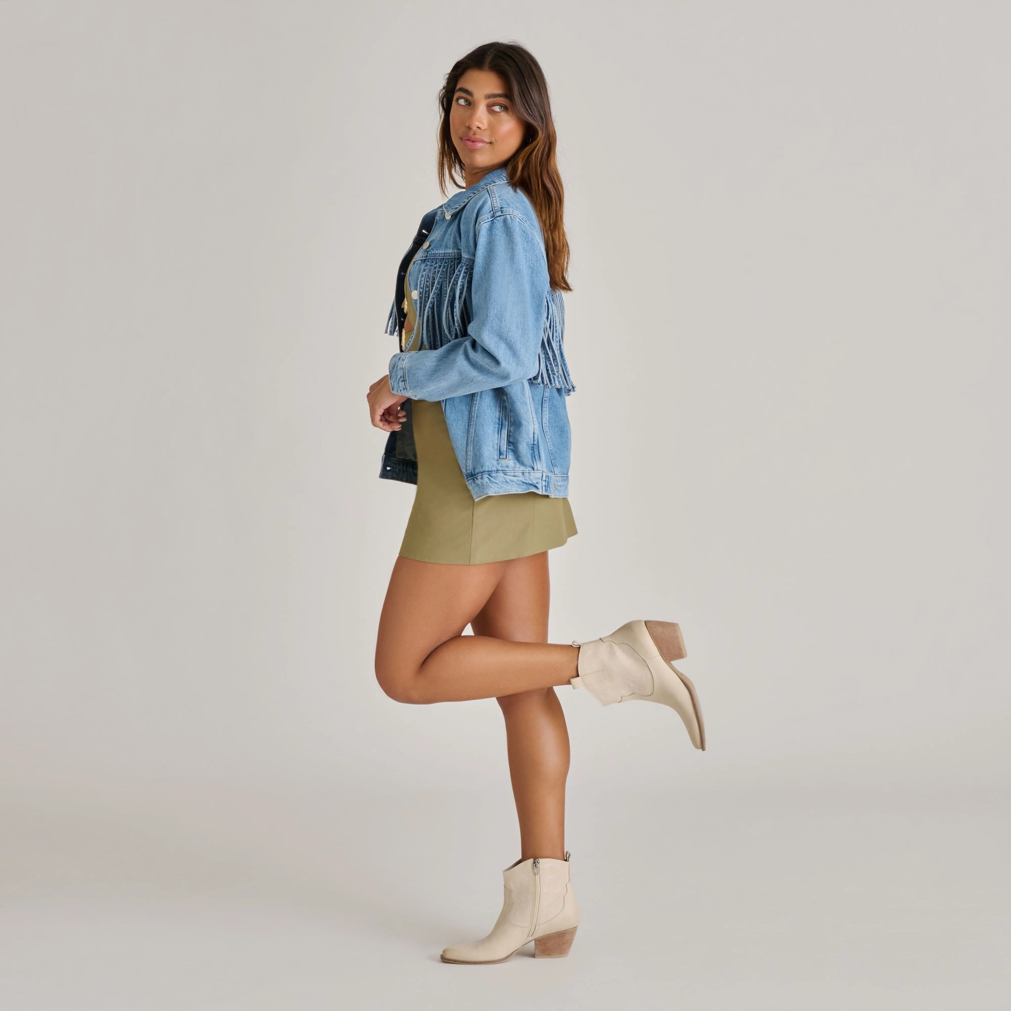 Shania Booties Ivory Nubuck Next-Level Casual Universal Fit
