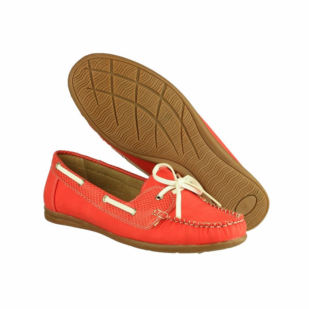 Go-Easy Gear Clean-Forward Divaz Belgravia Slip On Shoe