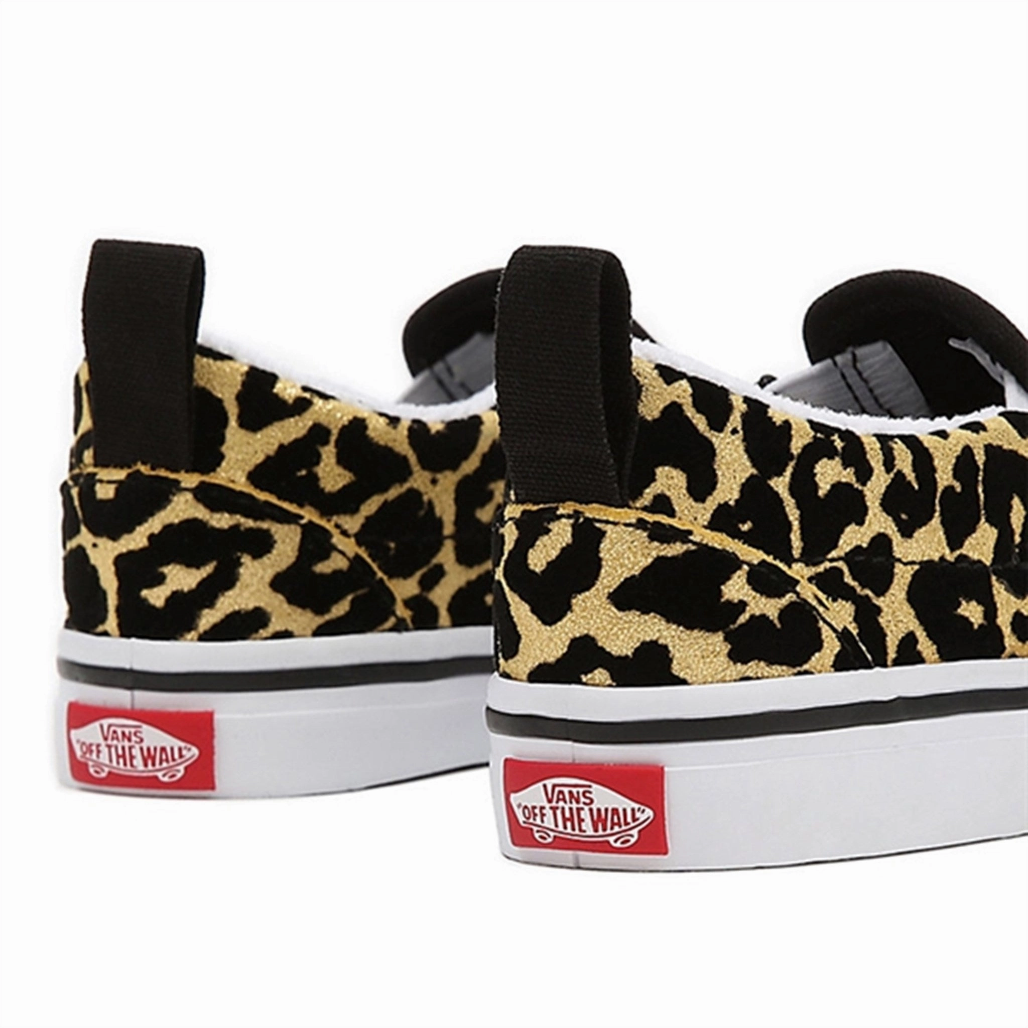 Vans Td Slip-On V Sneakers Flocked Leopard Black/True White Live In Motion
