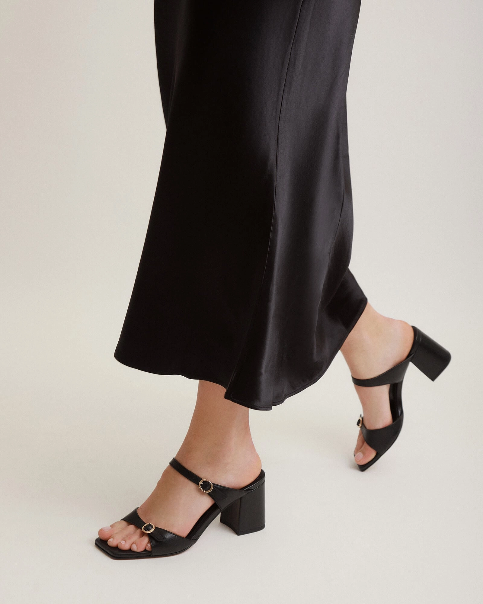 Spencer Mid Heel Sandals Black Leather Refined Moves