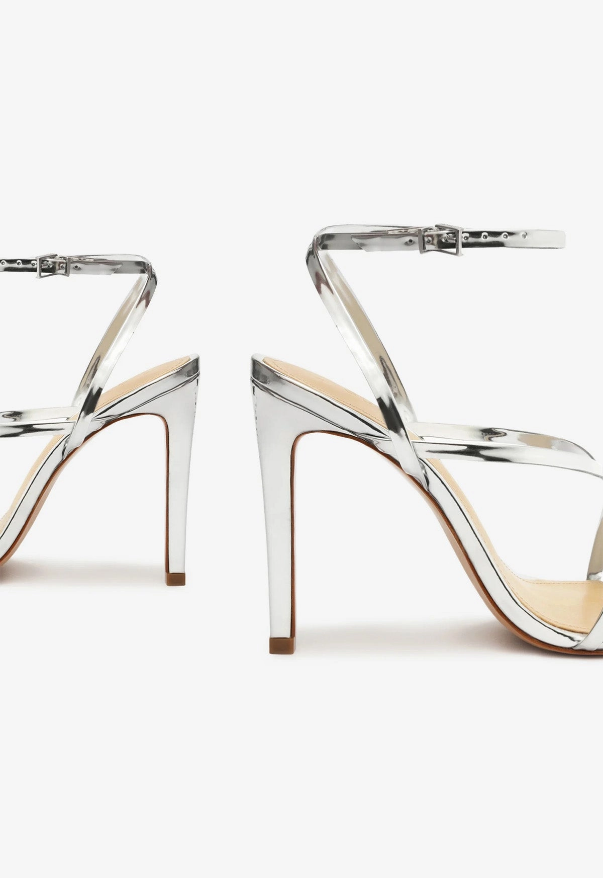 Driven By Comfort Bari Leather Sandal