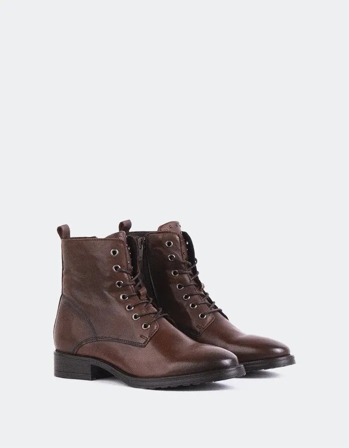 Daiki Brown Leather Form And Motion