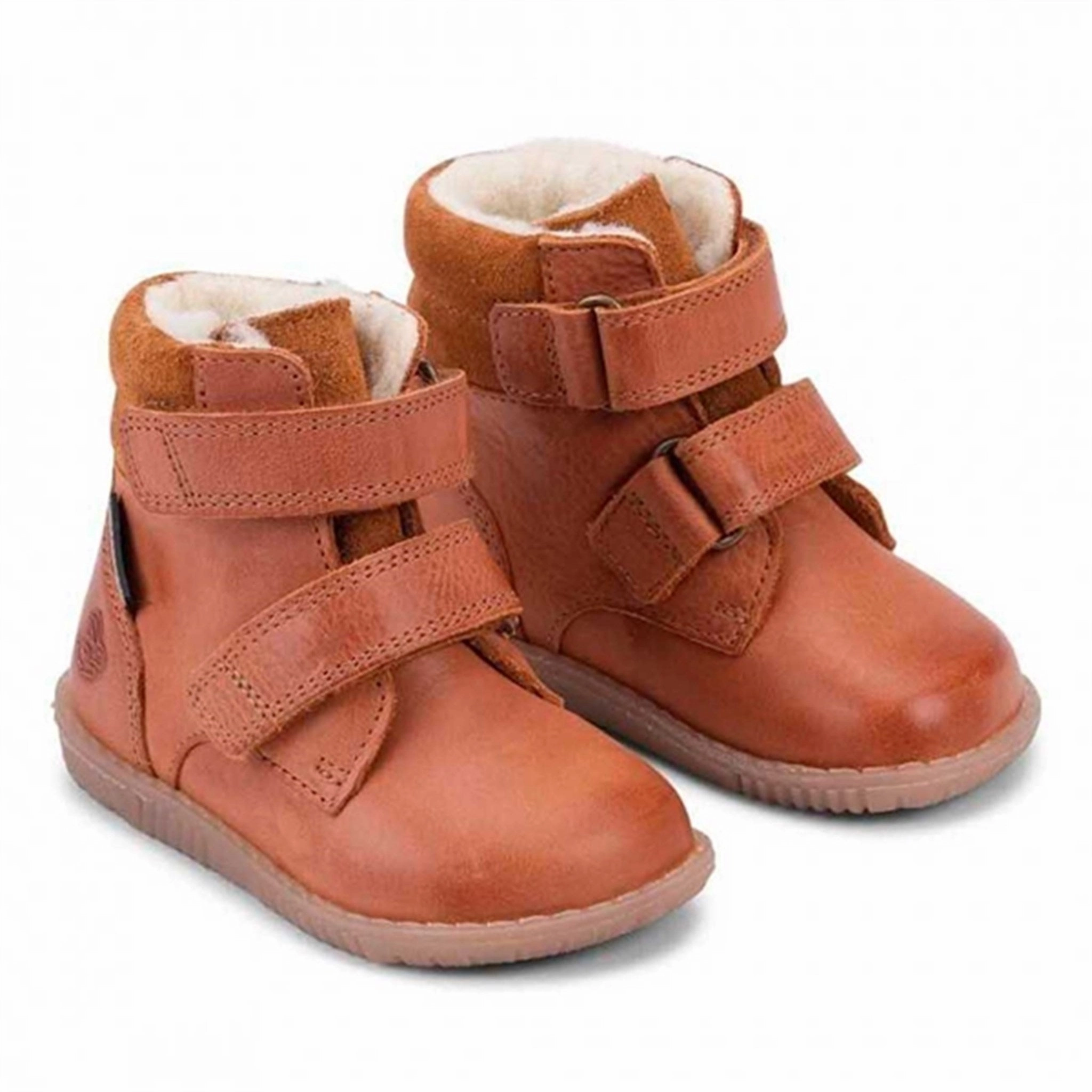Style Meets Tech Core-Centric Bundgaard Rabbit Boots Velcro Tan
