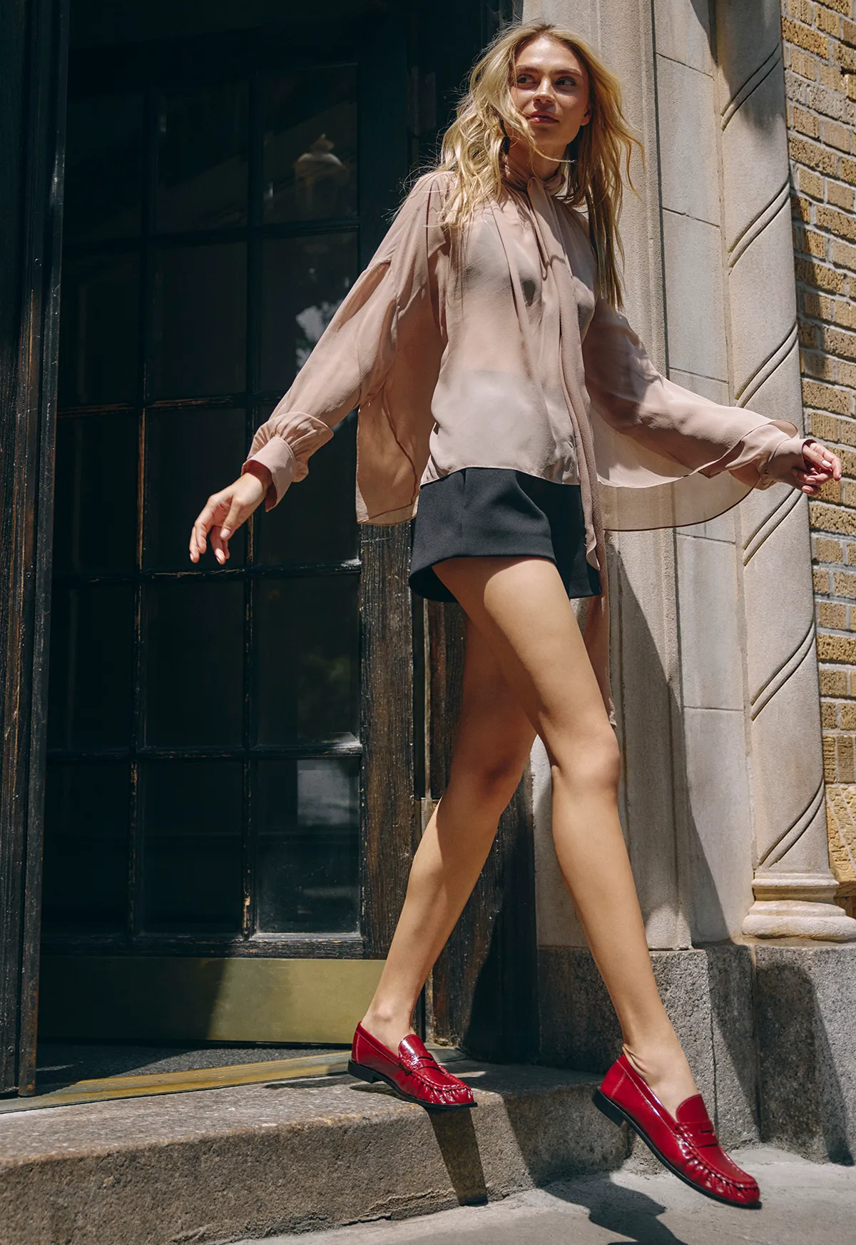 Neutral Layers Tyche Patent Flat