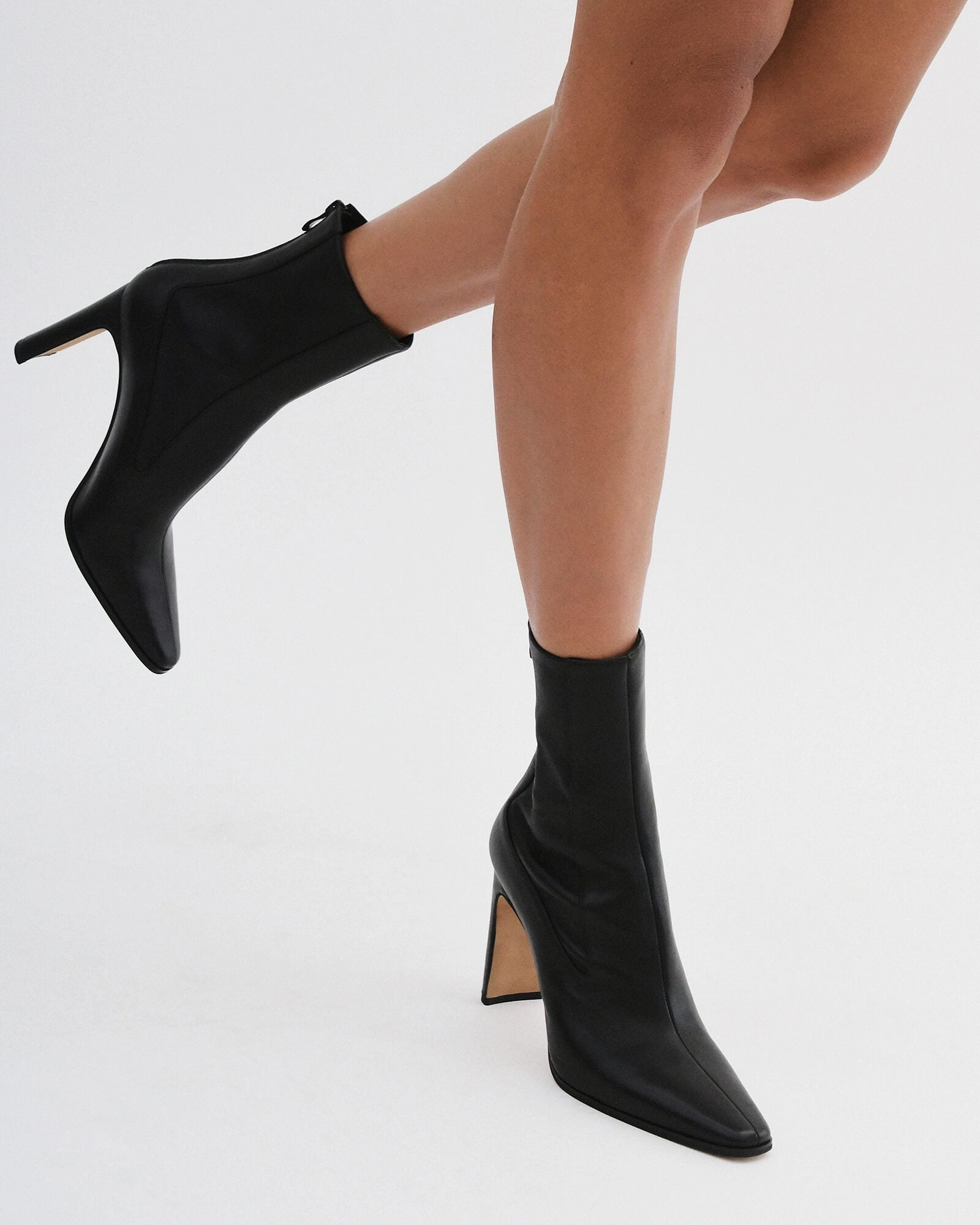 Refined To Go Move-Ready Looks June High Ankle Boots Black Leather