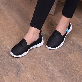 Women'S Easy-Wear Slip-Ons Versatile Drop Style Made Easy