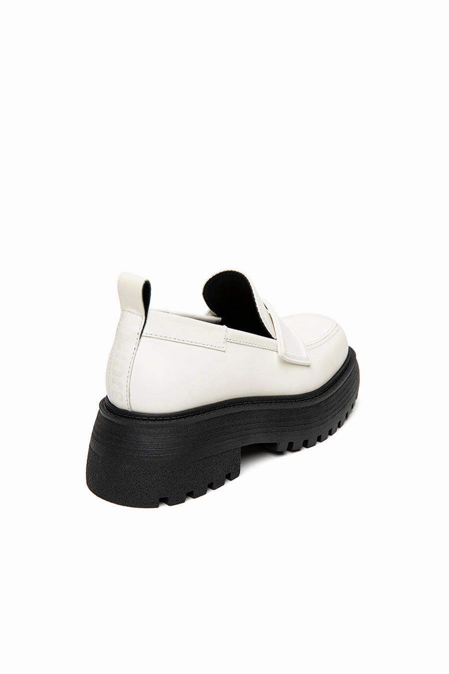 Clarity Wear Cool Confidence Sofia Lord Loafer Shoe In Ivory