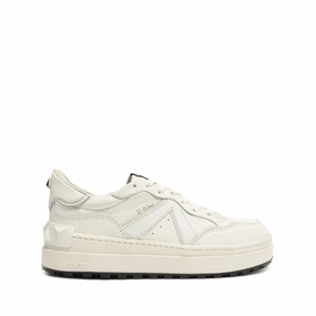Shift Into Ease St-Bold Leather Sneaker
