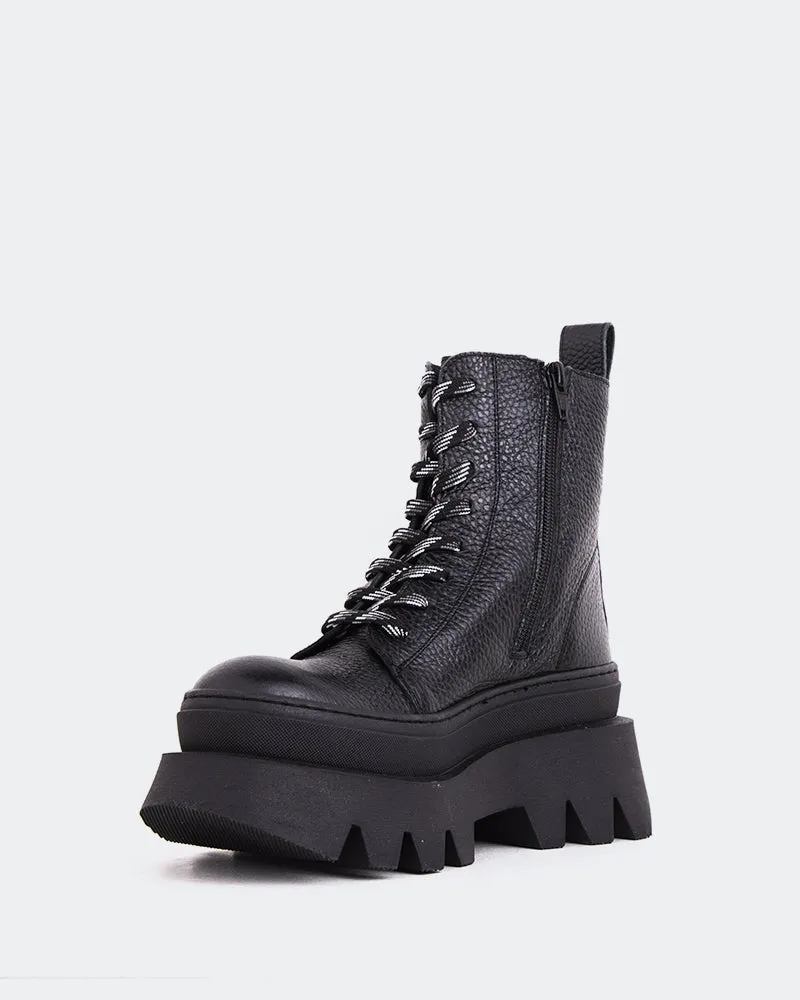 Precision Layers Refined Tone Bianchi Black Leather