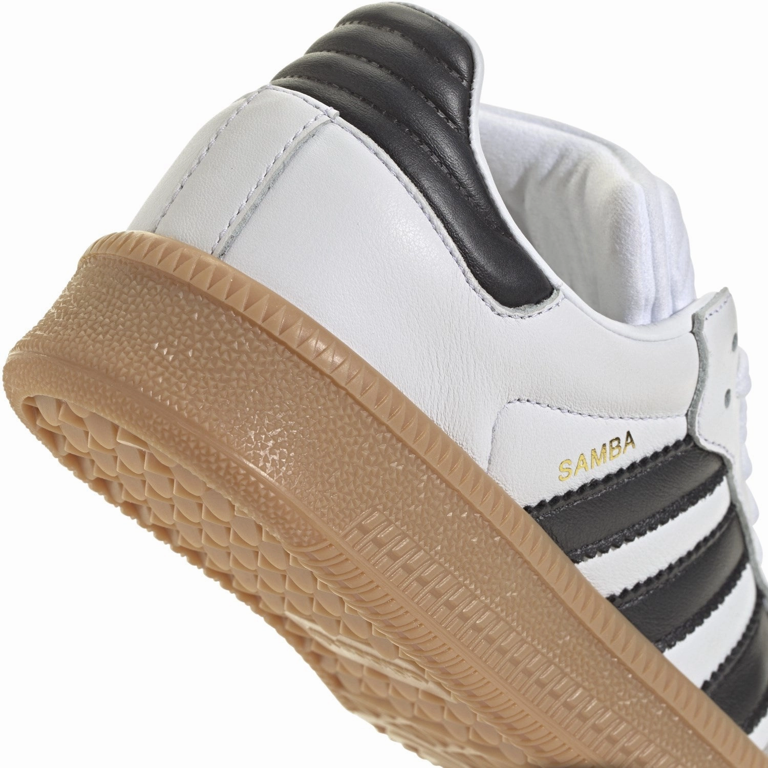 Adidas Originals Ftwwht/Cblack/Gum3 Samba Xlg J Sneakers Move-Ready Looks Movement Reimagined