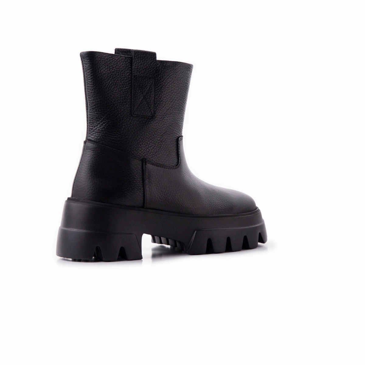 Made To Flex Function-Refined Alaska Black Leather