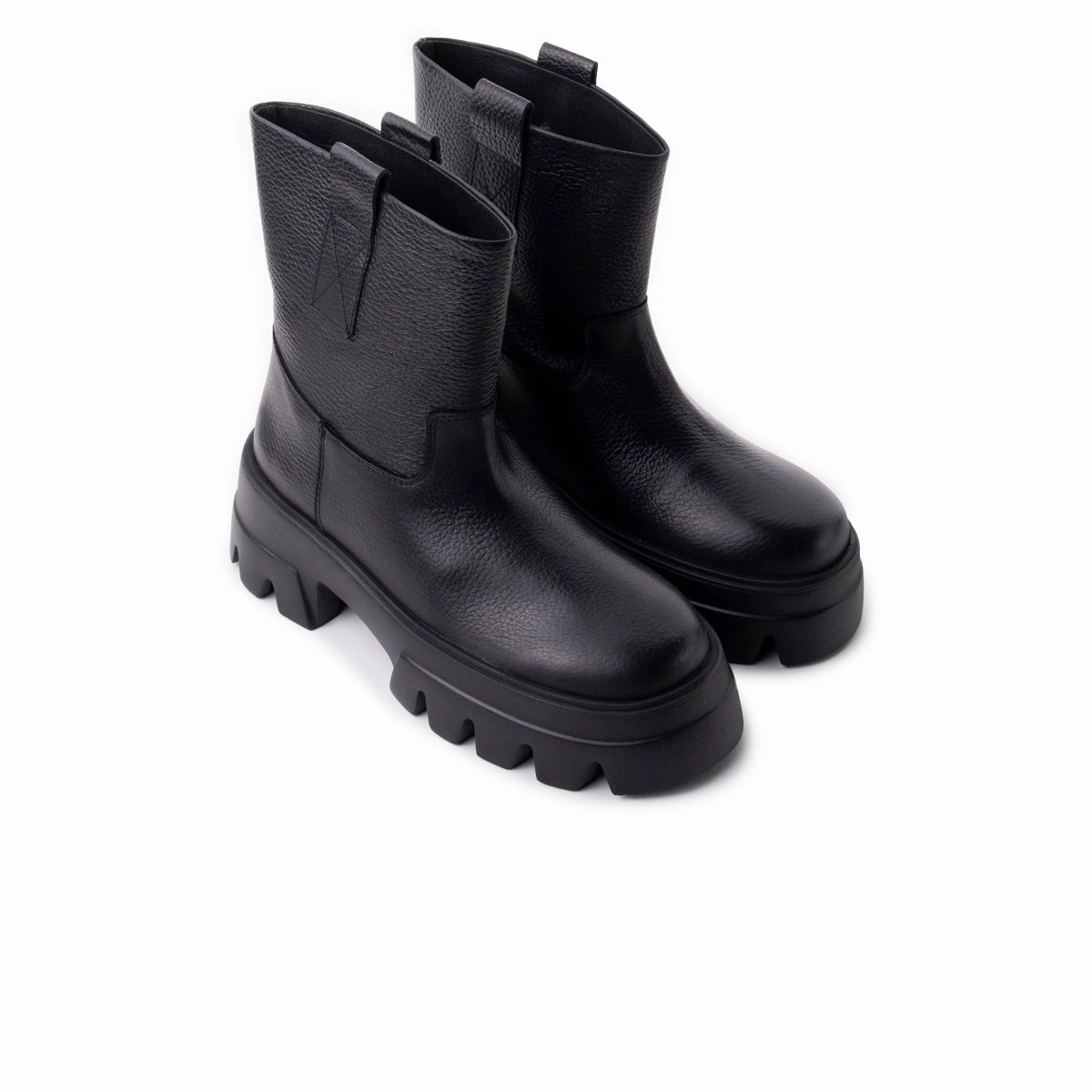 Alaska Black Leather Ease And Balance Curated For Motion