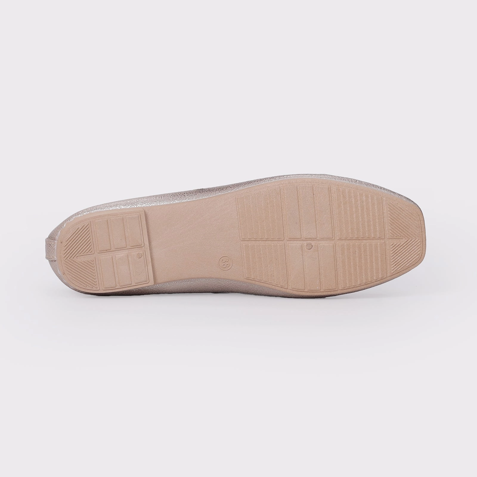 Women'S Sleek Pumps Go Further