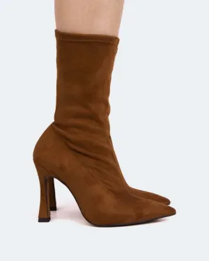 Updated Basics Tone-Driven ze Tan Suede Stretch