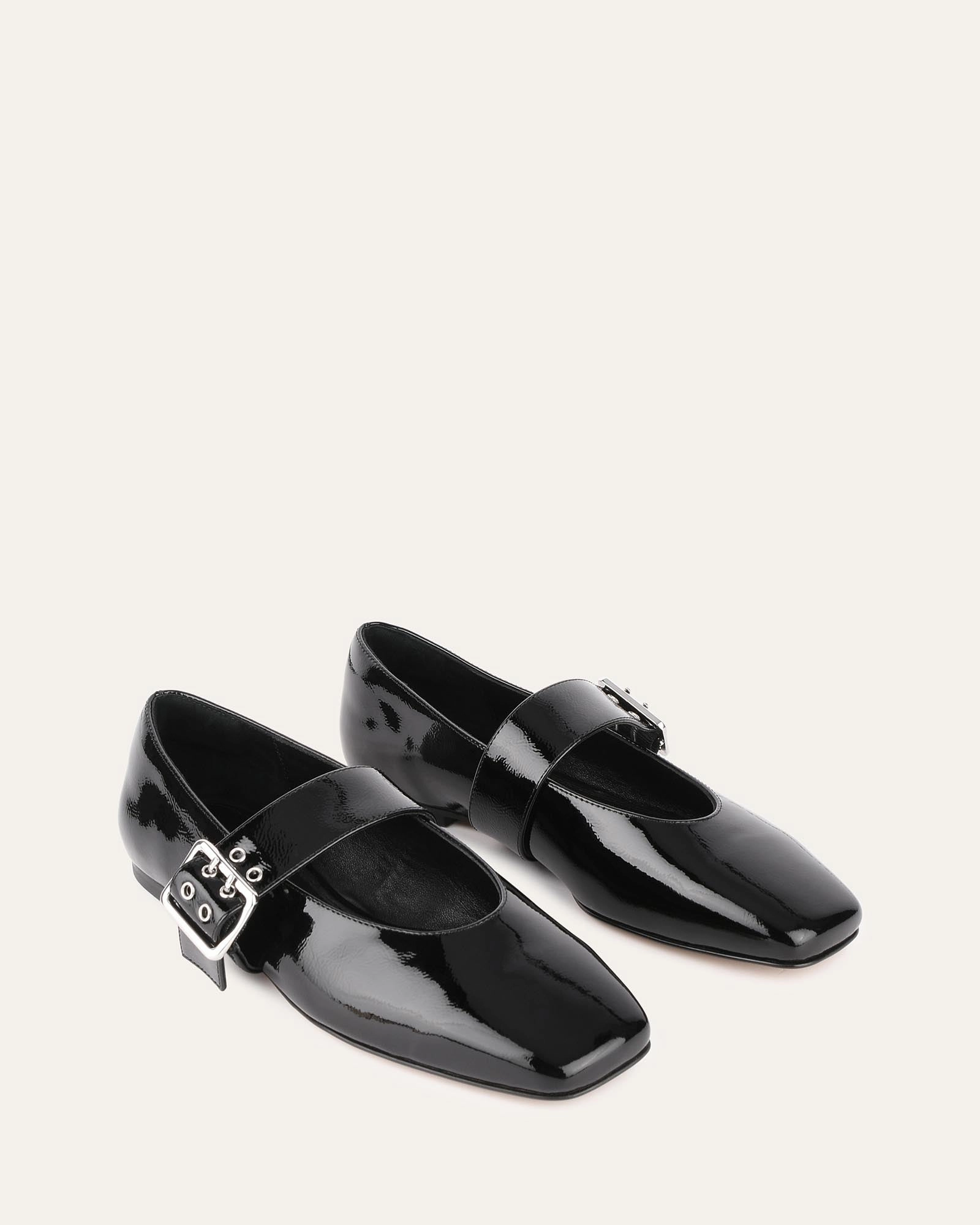 Understated Cool Sarah Casual Flats Black Crinkle Patent