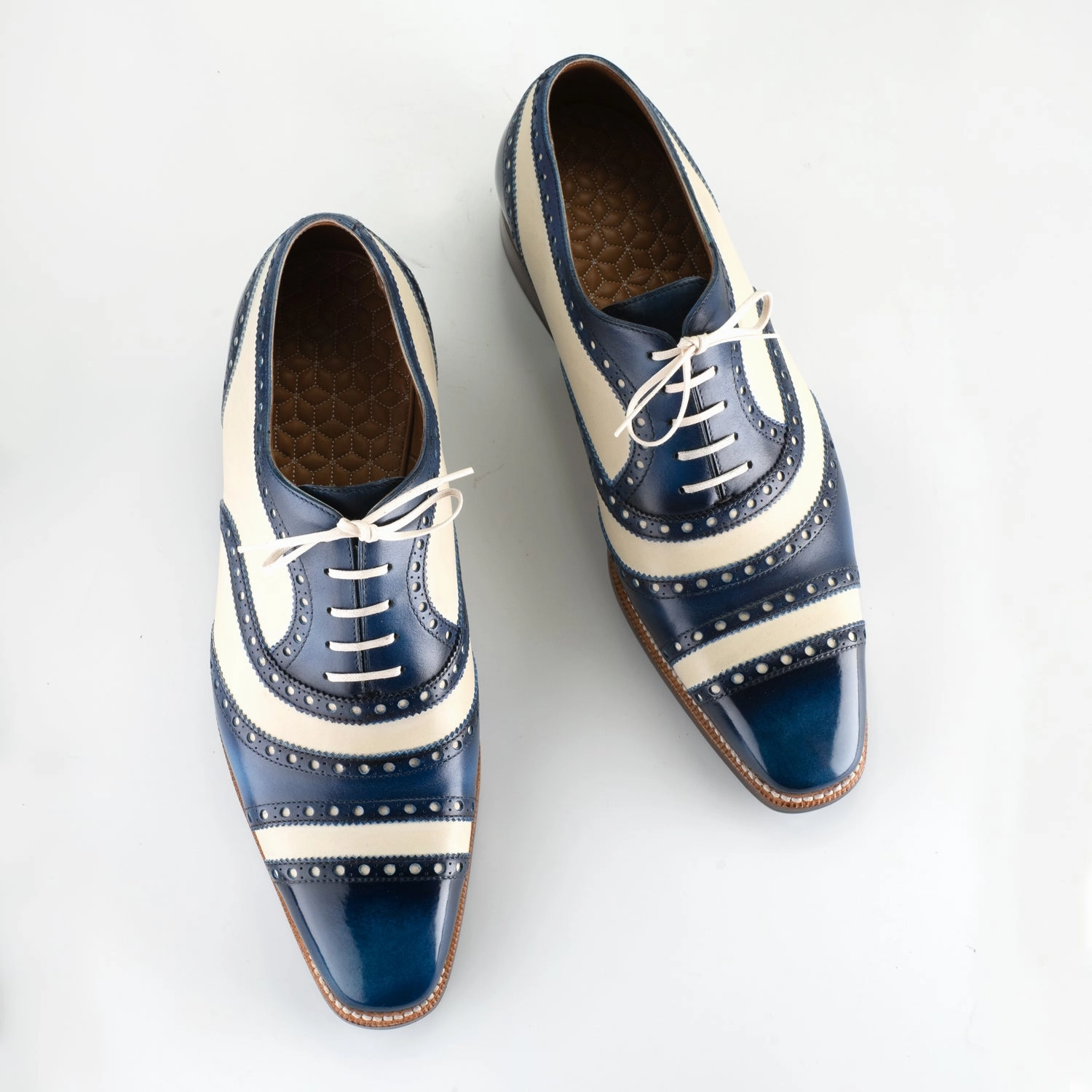 Refined Essentials Confident Minimal Spectator Full Oxford Mto - Blue & Cream