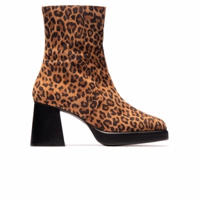 Sullivan Tan Leopard Elevated Simplicity