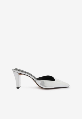 Rosie Pump Clean-Styled
