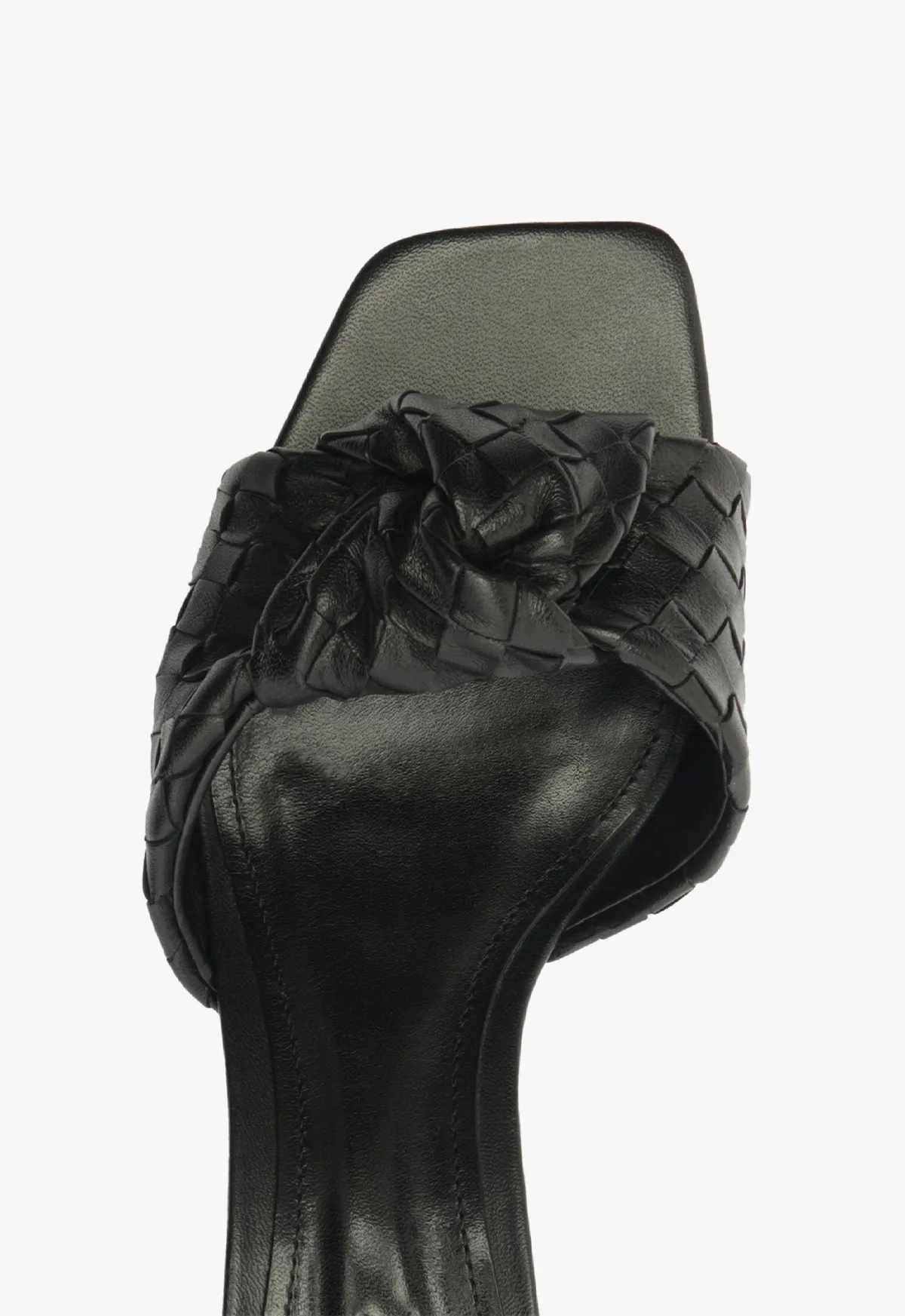 Universal Fit Kareena Knot Mule Sandal