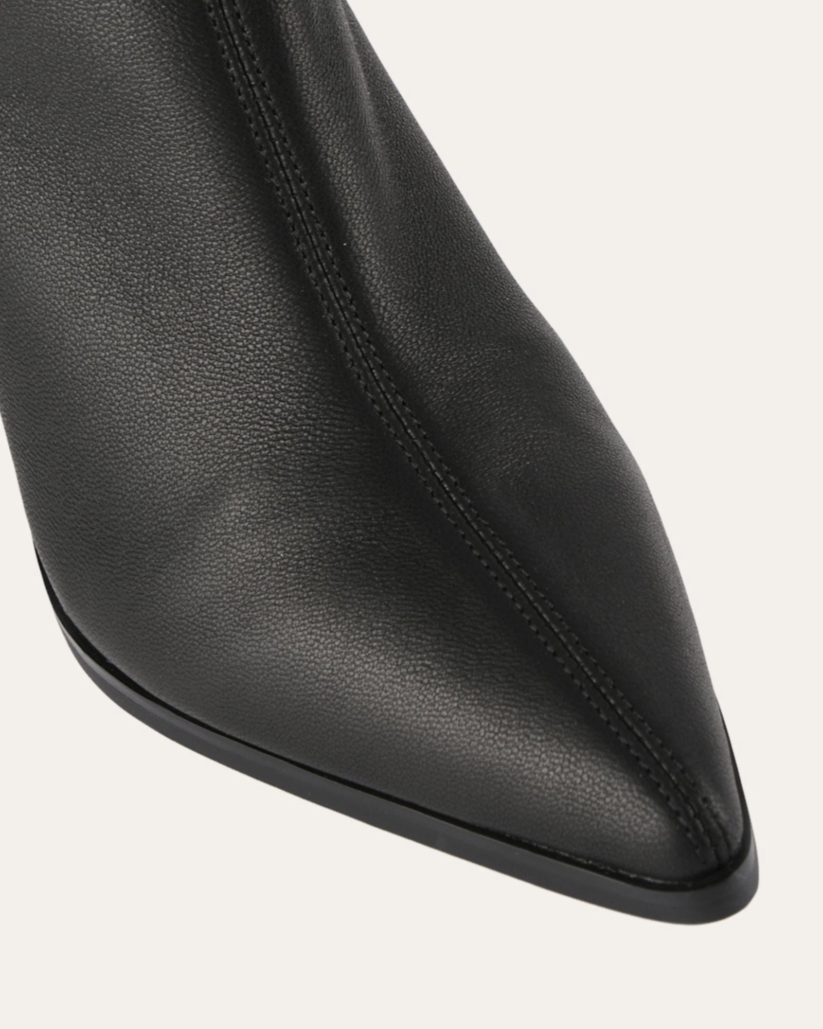 Design In Motion Style That Adapts Teo High Ankle Boots Black Leather