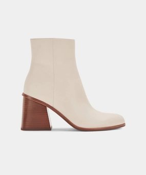 Future Fit Terrie Booties Ivory Leather