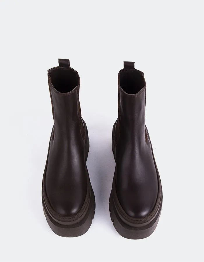 Relaxed Innovation Delya Brown Leather