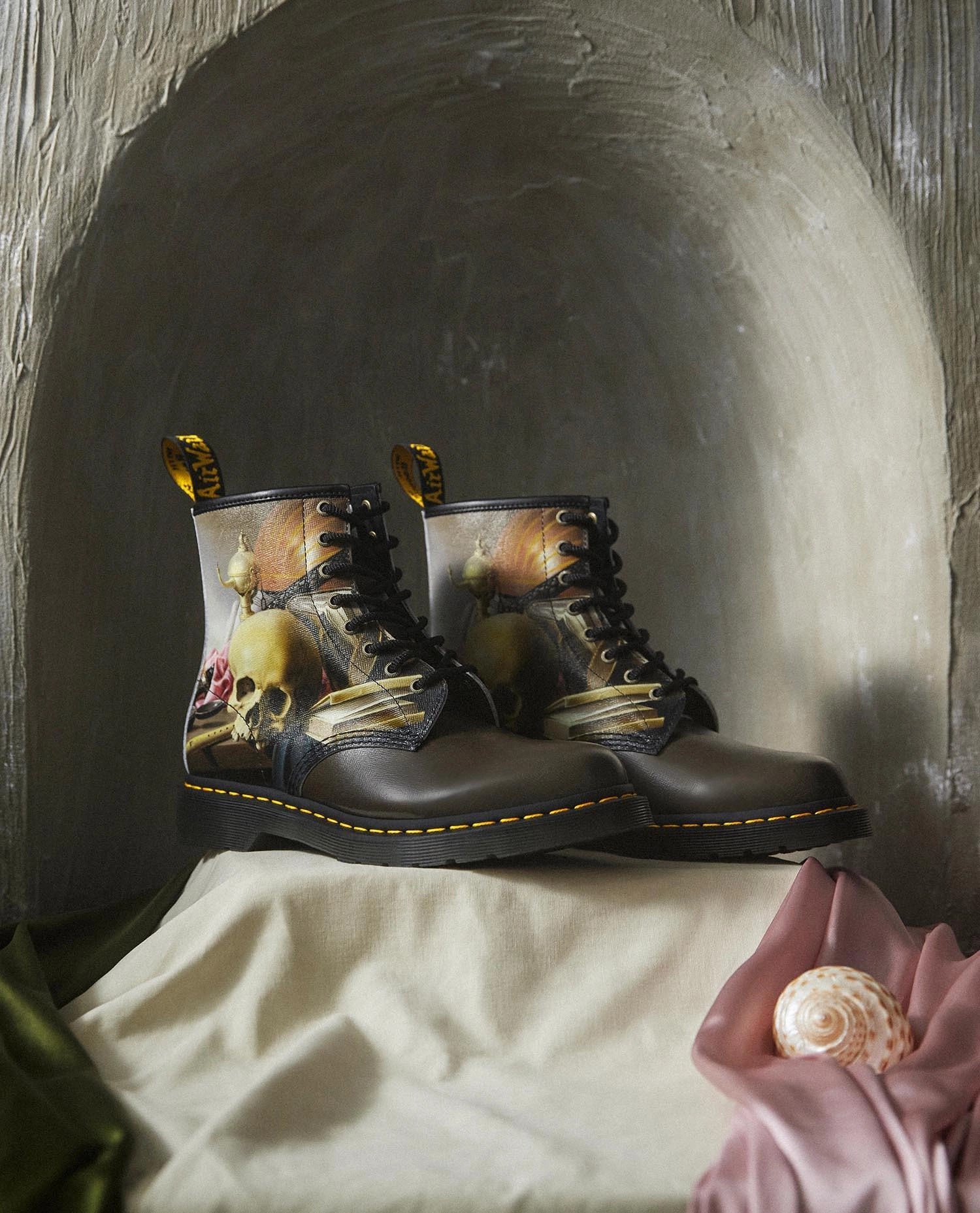 The National Gallery 1460 Harmen Steenwyck Leather Ankle Boots Clean City Core Subtle Impact