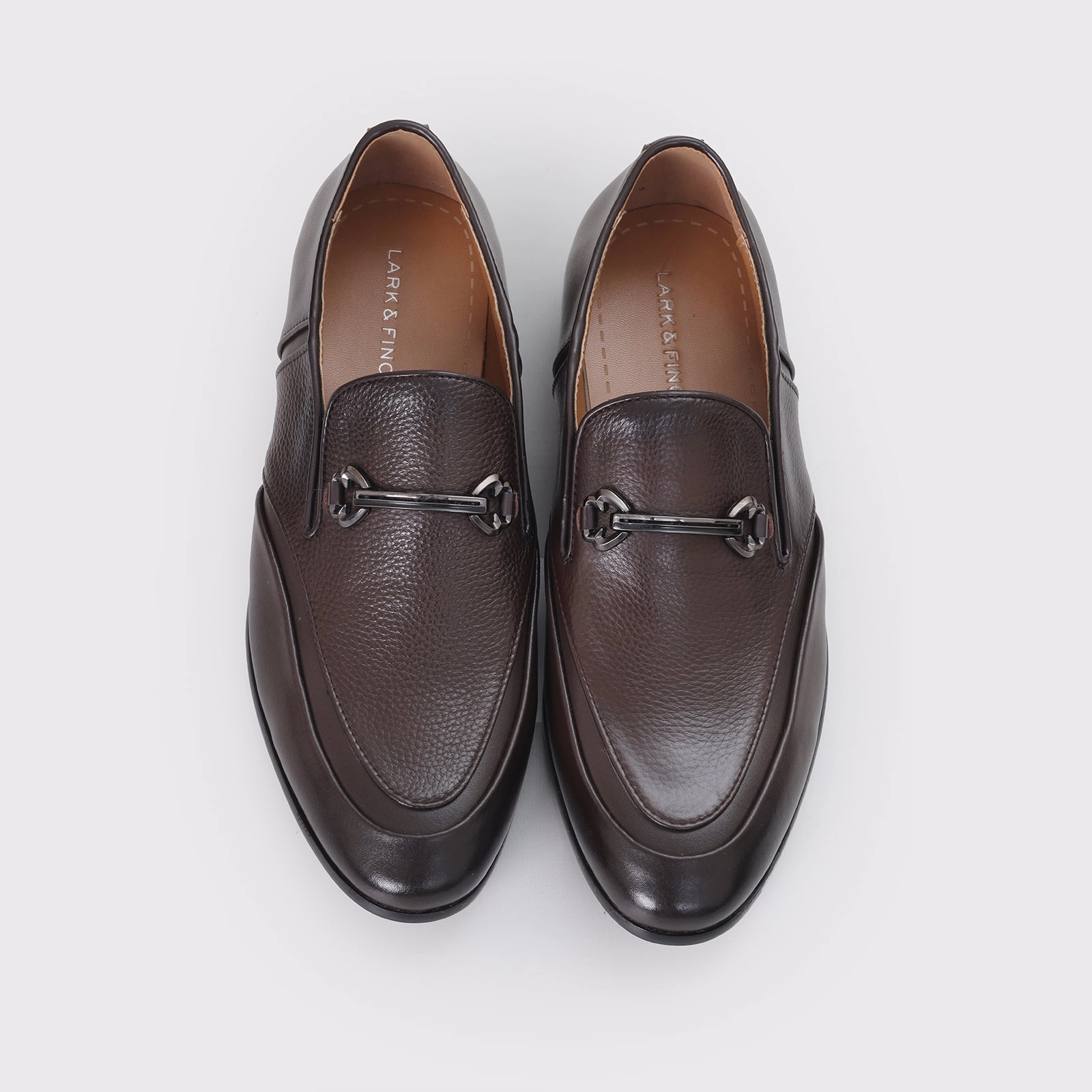 Minimal Design Cool And Clean Men'S Formal Slip-On