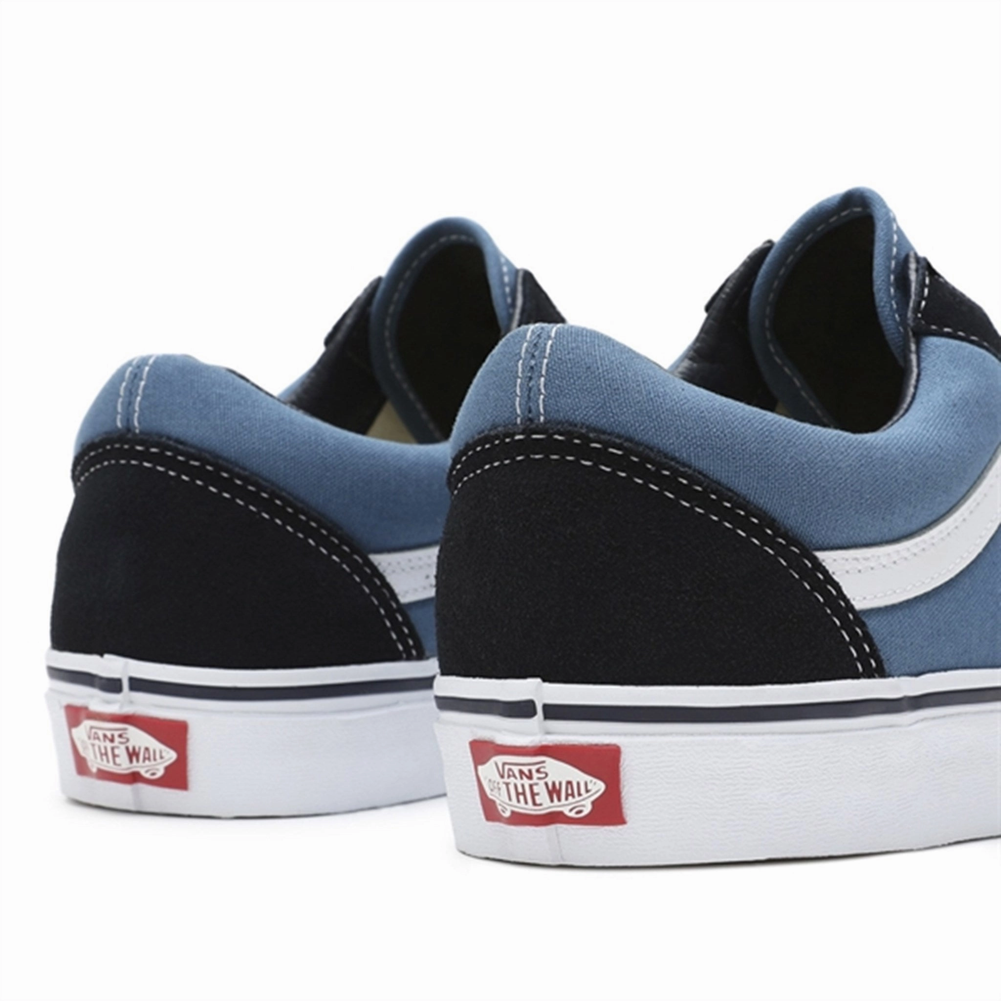 Vans Old Skool Black/True White Shoes Fluid-Form Design