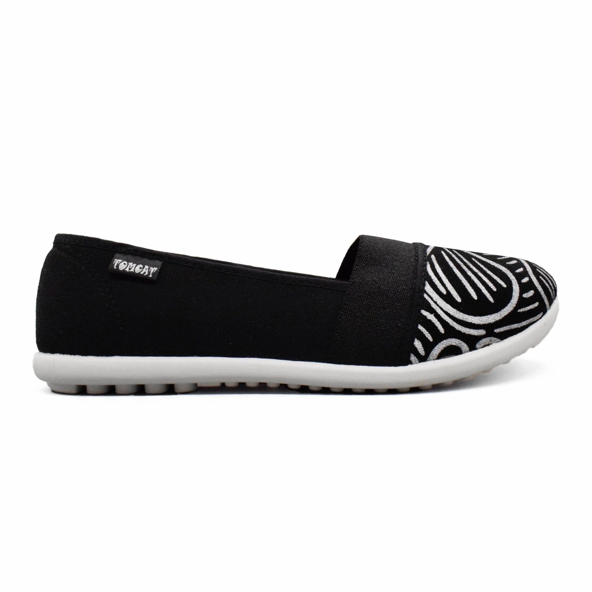 Tomcat Ivy Twist Canvas Shoes - Black Engineered For Now