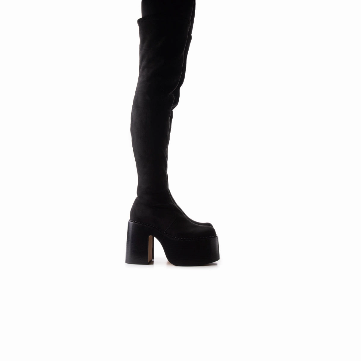 Your Rhythm Layer Trigger Black Suede Stretch