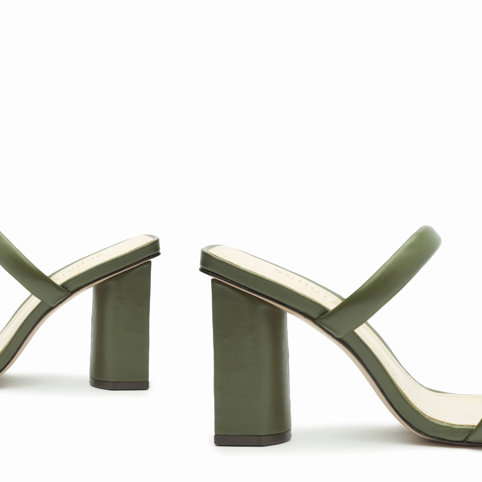 Flow With Confidence Ully Nappa Leather Sandal