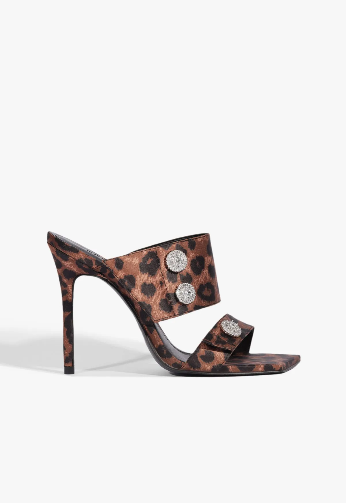 Yasmeen Sandal Live Refined Lightweight Living