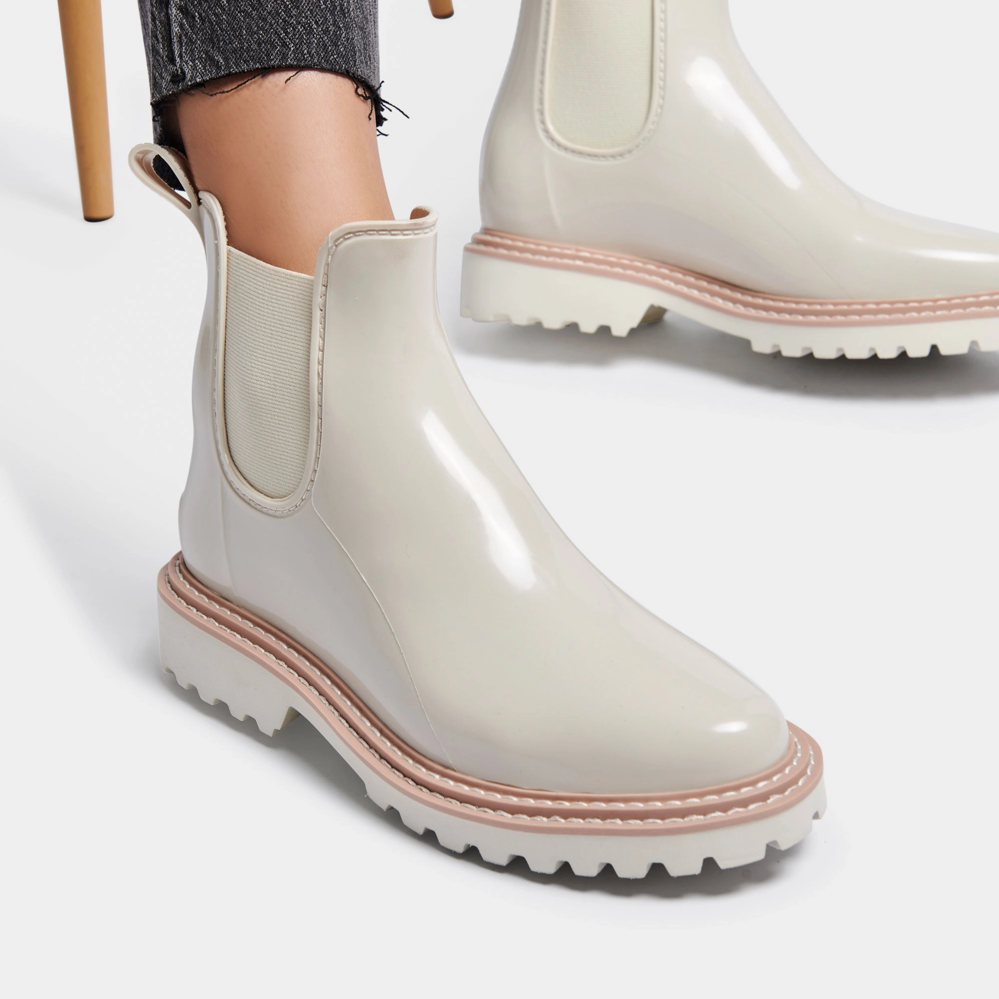 Quiet Attitude Stormy Rainboots Ivory Patent Stella