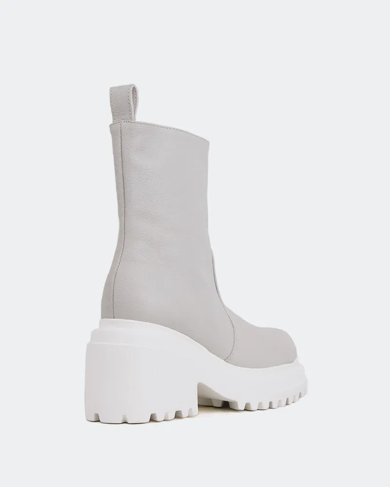 Elevated Layers Ike Off White Leather